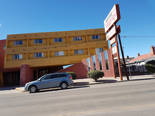 Hotel Paquimé, Avenida Benito Juárez 401, Centro, Nuevo Casas Grandes, Chih., México, Hotel en el centro | CHIH