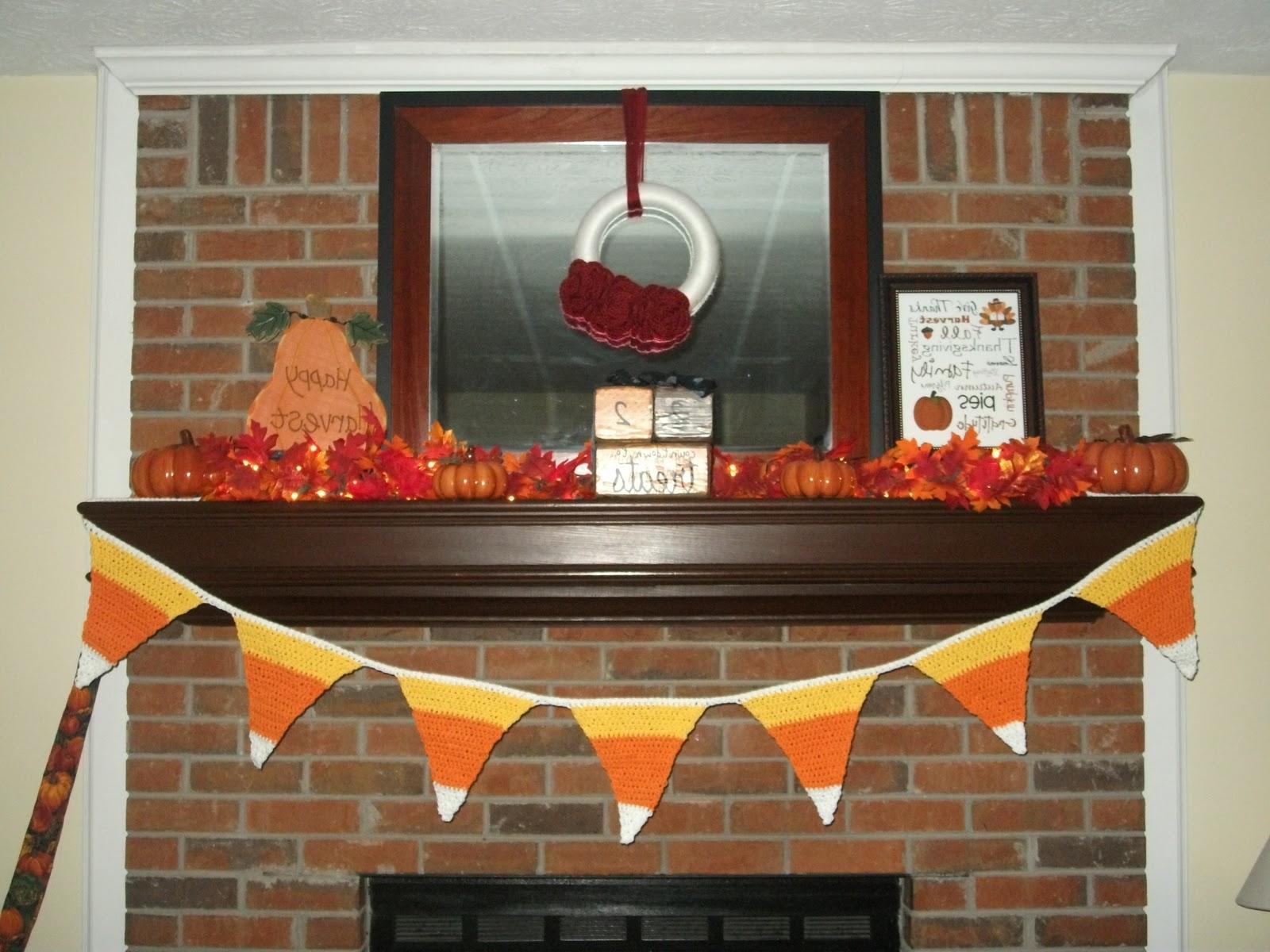 Here is my Fall Mantle.