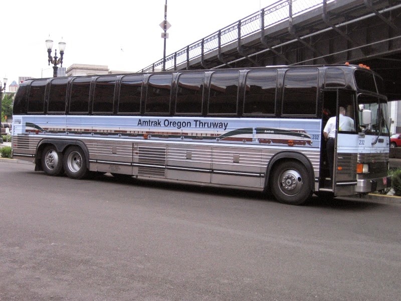 [IMG_8626-Amtrak-Oregon-Thruway-Bus-2.jpg]