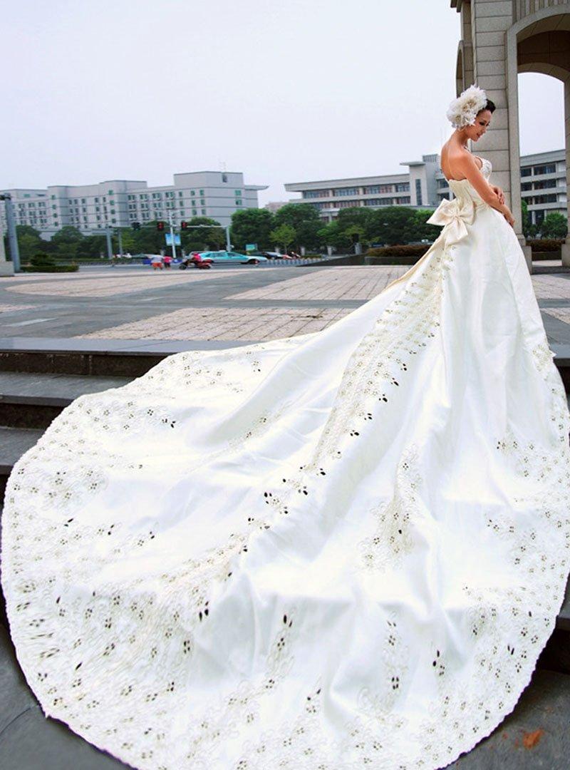 Train Emperor Bridal Gown