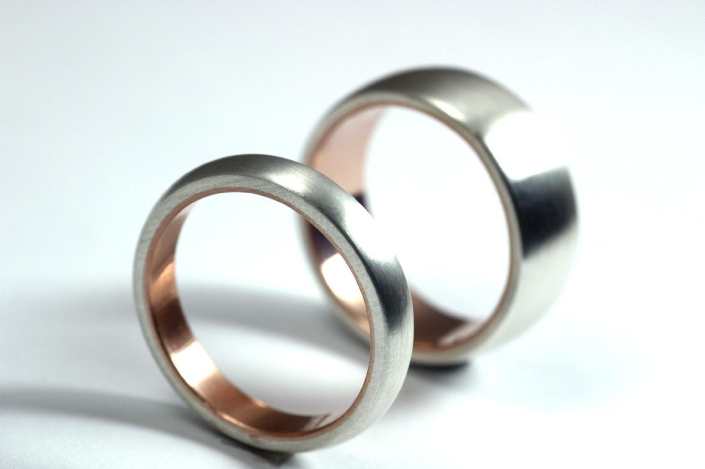 Modern Wedding Ring Set