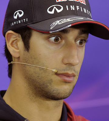 ricciardo_shoked_pc_aus14.jpg