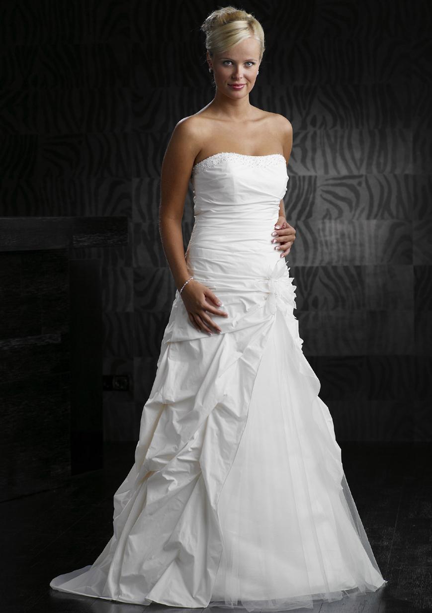 Ball Gown Strapless Wedding Dress  W1191829  Click to view Large Pictures 