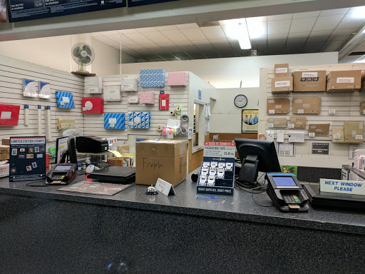 Post Office «United States Postal Service», reviews and photos, 415 1st Ave N, Seattle, WA 98109, USA