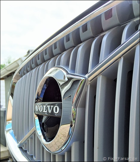 Nya-Volvo-XC90-Grill-Inscription