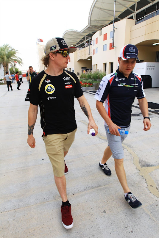 Кими Райкконен и Вальтери Боттас шагают в ногу на Гран-при Бахрейна 2012
