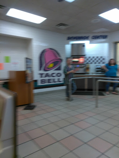 Mexican Restaurant «Taco Bell», reviews and photos, 1200 By Pass Rd Ste 6, Brandenburg, KY 40108, USA