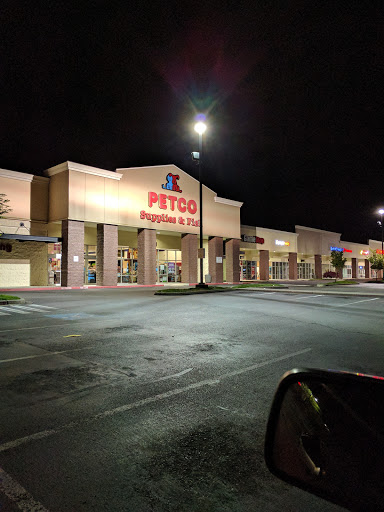 Pet Supply Store «Petco Animal Supplies», reviews and photos, 5700 100th St SW, Lakewood, WA 98499, USA