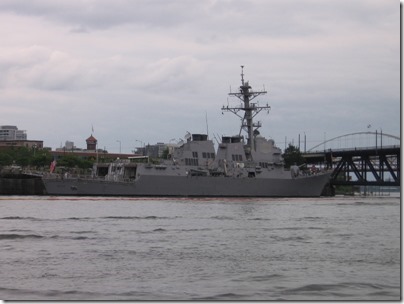 IMG_6235 Arleigh Burke-class Destroyer USS Shoup (DDG-86) in Portland, Oregon on June 7, 2009