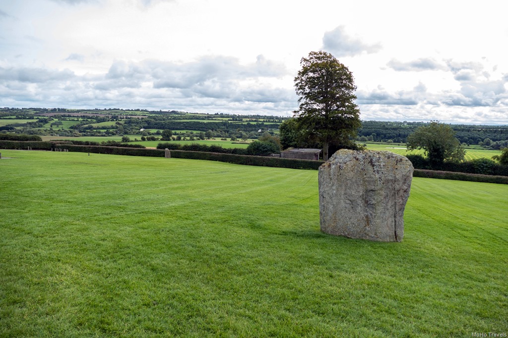 [view%2520from%2520Newgrange%2520%25281%2520of%25202%2529%255B2%255D.jpg]