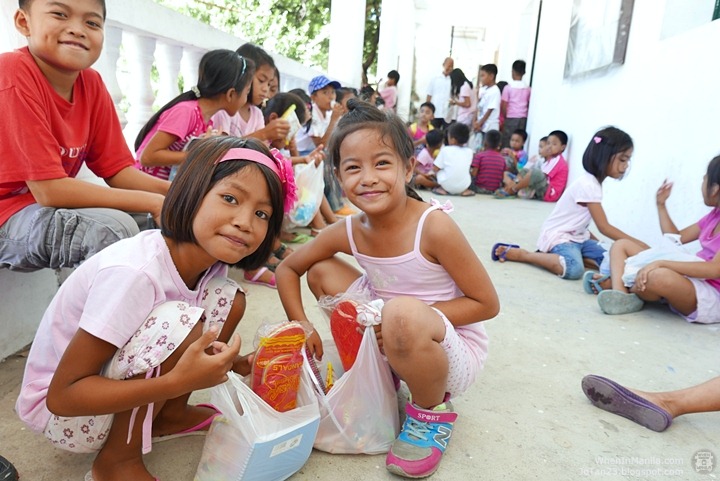 [Batanes-Philippines-jotan23-pink%2520women%2520on%2520fire%2520%25283%2529%255B5%255D.jpg]