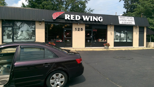 Shoe Store «Red Wing», reviews and photos, 125 Walt Whitman Rd, Huntington Station, NY 11746, USA