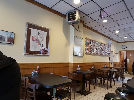 Restaurant «Village Luncheonette & Pizza», reviews and photos, 88 Old Ridgefield Rd, Wilton, CT 06897, USA