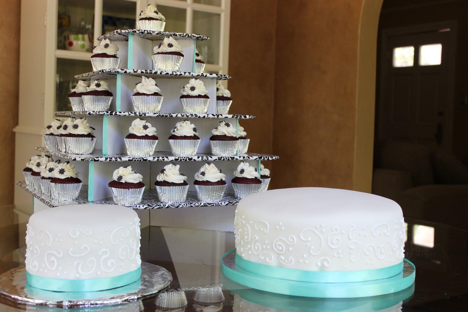 Black & Teal Wedding Cake &