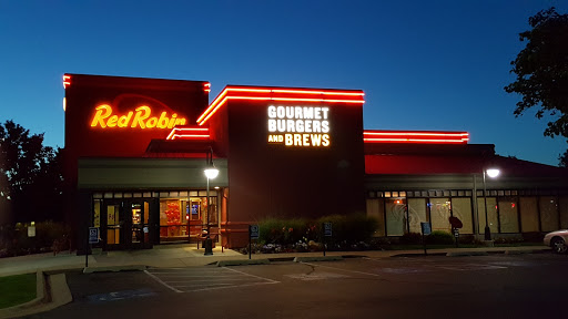 Hamburger Restaurant «Red Robin Gourmet Burgers», reviews and photos, 1562 Woodland Park Dr, Layton, UT 84041, USA