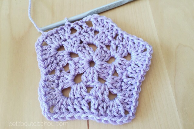 lilac cotton yarn star crochet round 3
