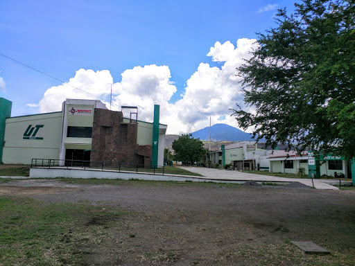 Universidad Tecnológica de Nayarit, Km. 9, México 200, 63780 Xalisco, Nay., México, Universidad pública | NAY