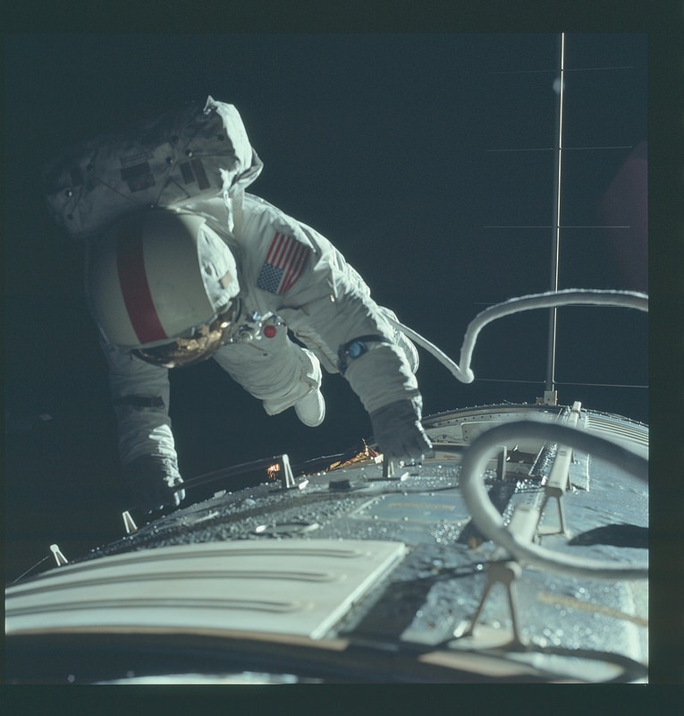 apollo-mission-images-7