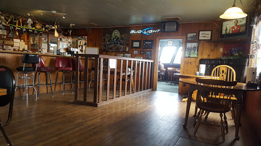 Bar & Grill «Dock of the Bay Restaurant», reviews and photos, 380 Dike Rd, Bay Center, WA 98527, USA