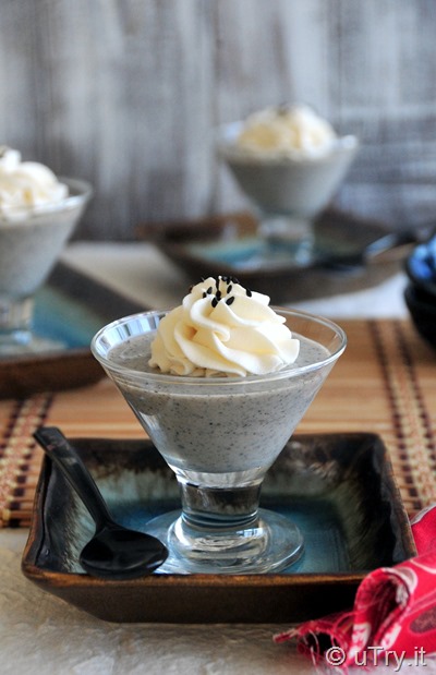 How to Make Black Sesame Pudding 黑芝麻布丁 with step-by-step video tutorial.  It's a refreshing and decadent Asian dessert that's easy to prepare.  http://uTry.it
