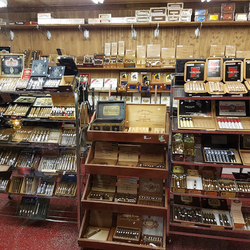 Tobacco Shop «Laveen Smoke Shop», reviews and photos, 6115 S 51st Ave, Laveen Village, AZ 85339, USA