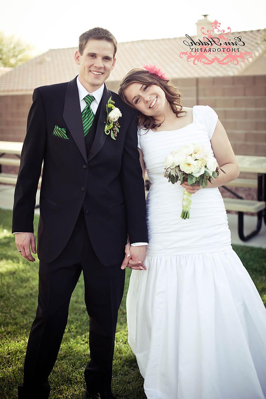 bridesmaids red flowers ideas