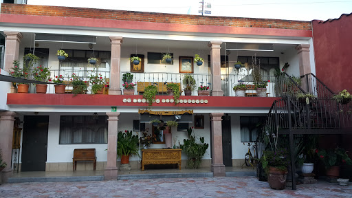 Hotel Boutique - La Casa De Los Recuerdos, José Ma. Morelos Sur 81, Ignacio Zaragoza, 61516 Zitácuaro, Mich., México, Hotel en el centro | MICH