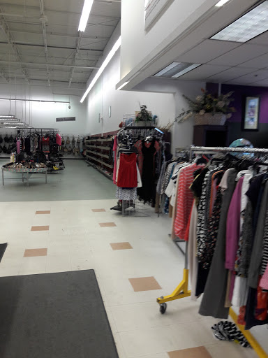 Thrift Store «The Salvation Army Family Store & Donation Center», reviews and photos, 6555 Sashabaw Rd, Village of Clarkston, MI 48346, USA