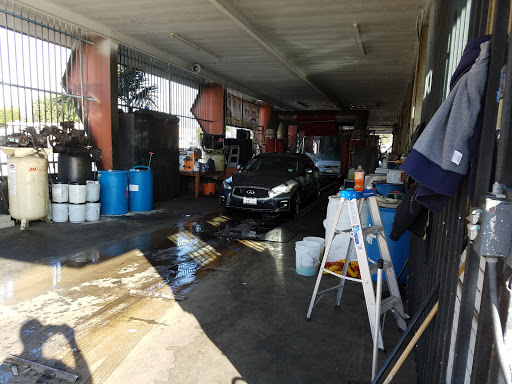 Car Wash «Century Car Wash», reviews and photos, 4700 W Century Blvd, Inglewood, CA 90304, USA