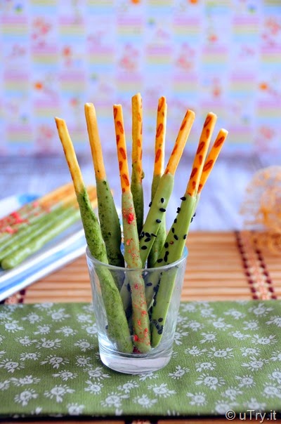 Check out how to make Homemade Matcha (Green Tea) Pocky with video tutorial.  http://uTry.it