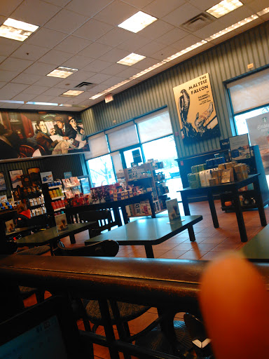 Book Store «Barnes & Noble», reviews and photos, 3651 Jefferson Davis Hwy, Alexandria, VA 22305, USA