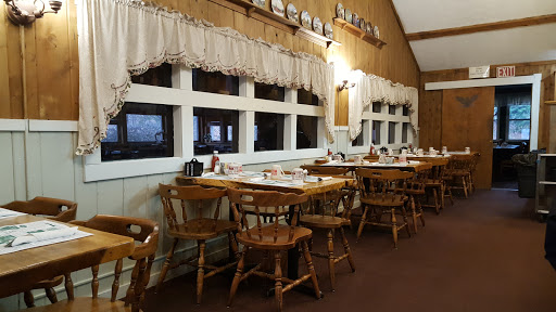 Restaurant «Log House», reviews and photos, 110 New Hartford Rd, Barkhamsted, CT 06063, USA