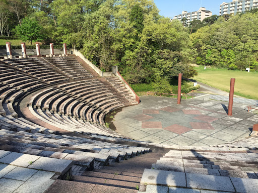 円形劇場 Amphitheater