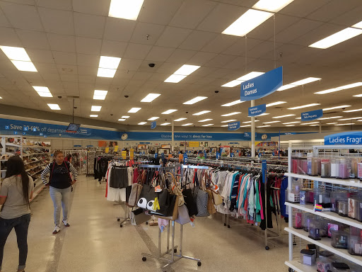 Clothing Store «Ross Dress for Less», reviews and photos, 5635 Woodruff Ave, Lakewood, CA 90713, USA