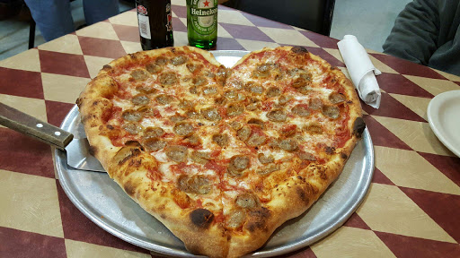 Restaurant «Hometown Pizza of Bristol», reviews and photos, 90 Burlington Ave, Bristol, CT 06010, USA