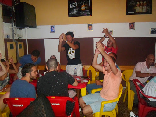 Cacarejo Bar e Videoke, R. Padre Duarte, 1108 - Centro, Araraquara - SP, 14801-310, Brasil, Entretenimento_Karaokê, estado São Paulo