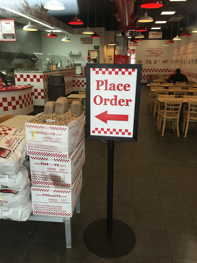 Fast Food Restaurant «Five Guys», reviews and photos, 6440 N MacArthur Blvd, Irving, TX 75039, USA