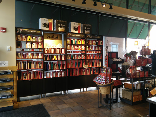 Coffee Shop «Starbucks», reviews and photos, 610 Commons Way #4300, Bridgewater, NJ 08807, USA