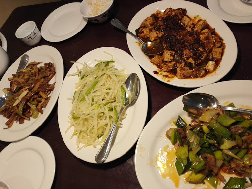 Chinese Restaurant «Full Moon», reviews and photos, 429 Alvarado St, Monterey, CA 93940, USA