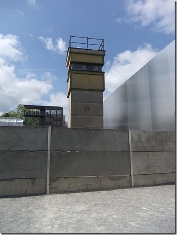 Berlin checkpoint