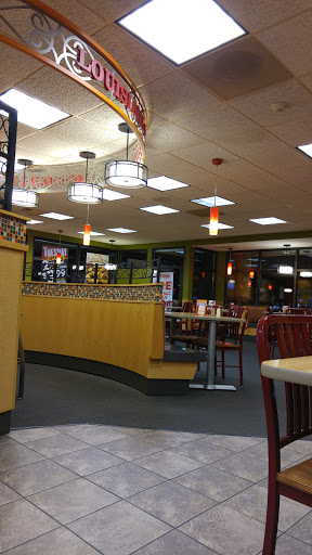Chicken Restaurant «Popeyes Louisiana Kitchen», reviews and photos, 405 W Army Trail Rd, Bloomingdale, IL 60108, USA