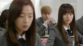 School 2015 E06 0122