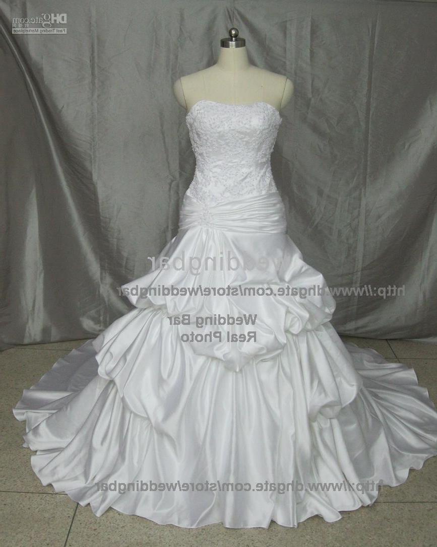 We are a professional wedding dress factory, We can make any design s