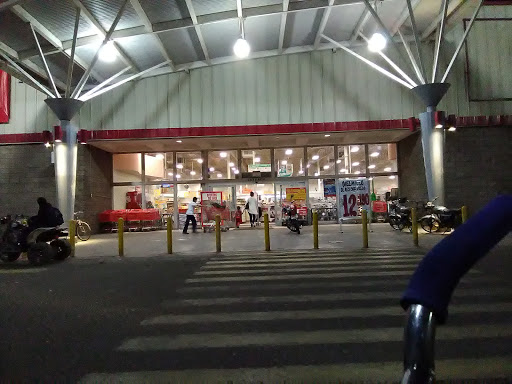 Mercado Soriana, Navojoa - Los Mochis, Juárez, 85870 Navojoa, Son., México, Supermercados o tiendas de ultramarinos | SON