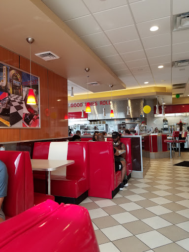 Hamburger Restaurant «Johnny Rockets», reviews and photos, 1155 Buck Creek Rd #720, Simpsonville, KY 40067, USA