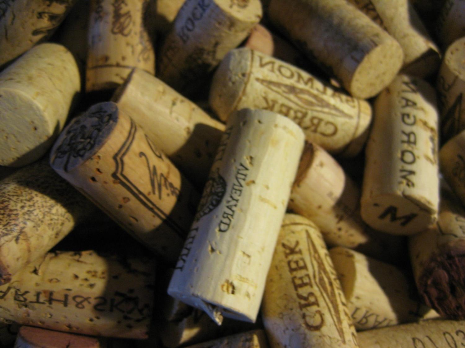 35 recycled wine corks. Some staining which is unavoidable.