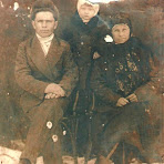 30-е-годы.-Терновка.-Аносов-Иван-Михайлович-и-его-жена-Гнеушева-Прасковья-Карповна..jpg
