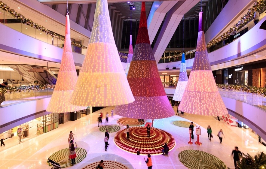 [Xmas-Decor-in-HK-2015-IFC-Central-IF.jpg]