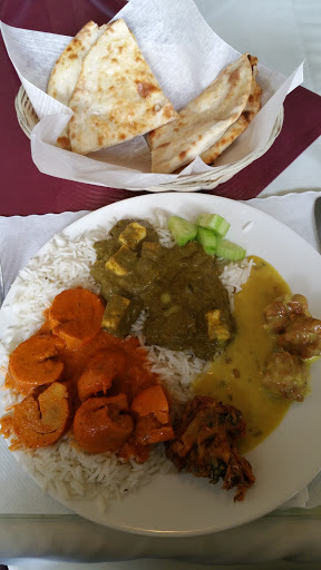 Indian Restaurant «Maharaja Indian Restaurant», reviews and photos, 610 SE 10th Ave, Hillsboro, OR 97123, USA