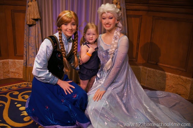 [Meeting%2520Anna%2520and%2520Elsa%2520from%2520Frozen%2520at%2520Fairytale%2520Hall%2520in%2520Fantasyland%2520Magic%2520Kingdom%255B4%255D.jpg]